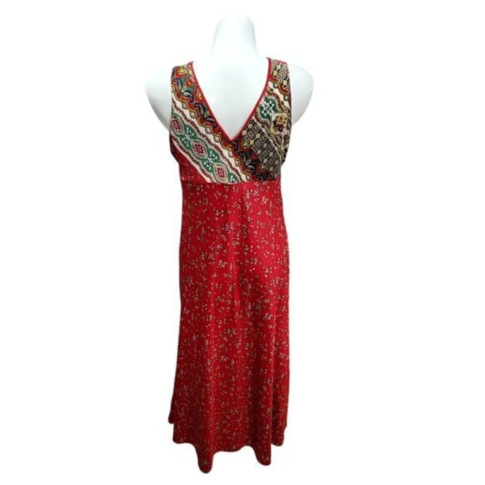 Cabernet Sleeveless Gown V-Neck Embroidered M Red Green Boho Chic